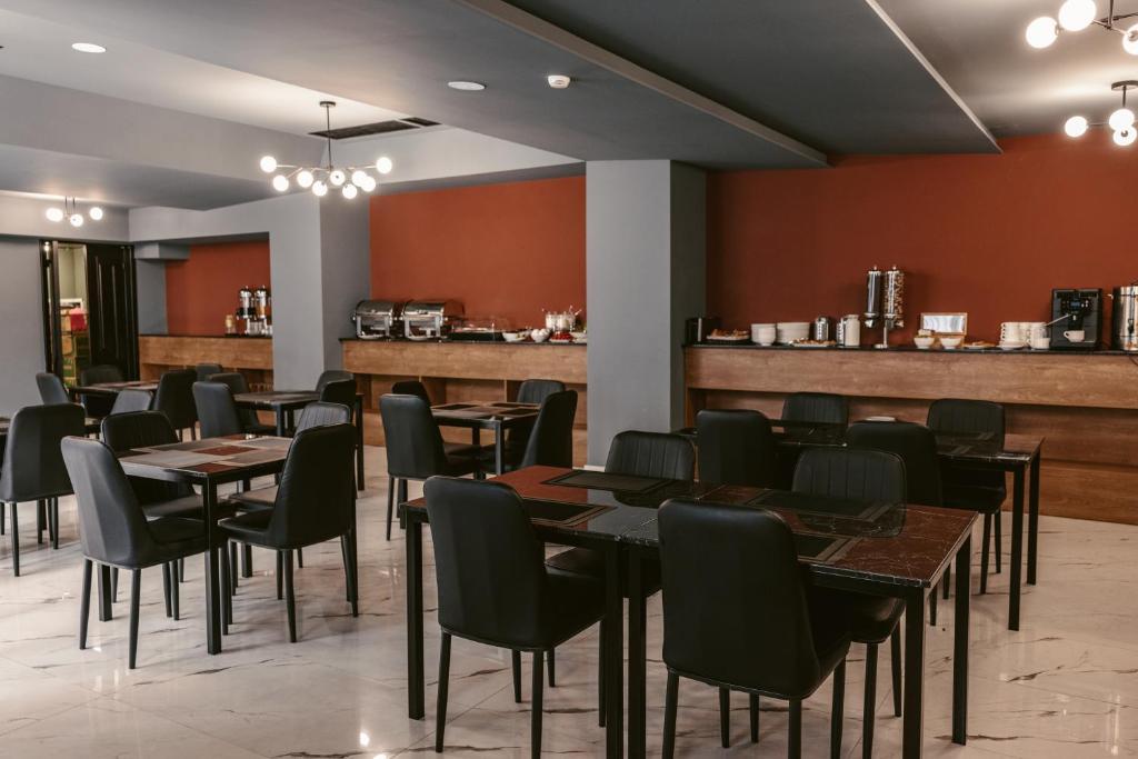 Hotel Sympatia Tbilisi Bagian luar foto