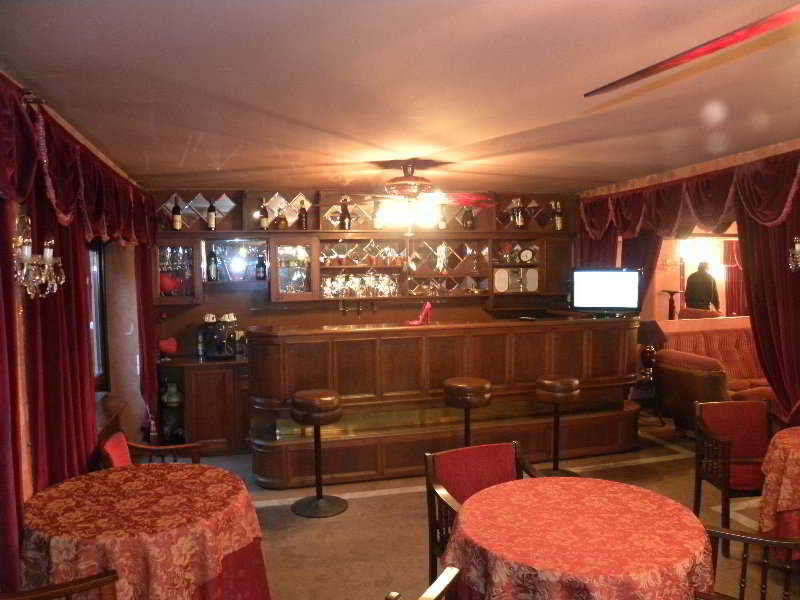 Hotel Sympatia Tbilisi Bagian luar foto