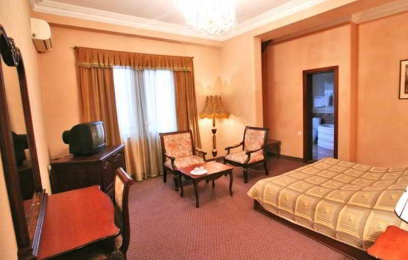 Hotel Sympatia Tbilisi Bagian luar foto