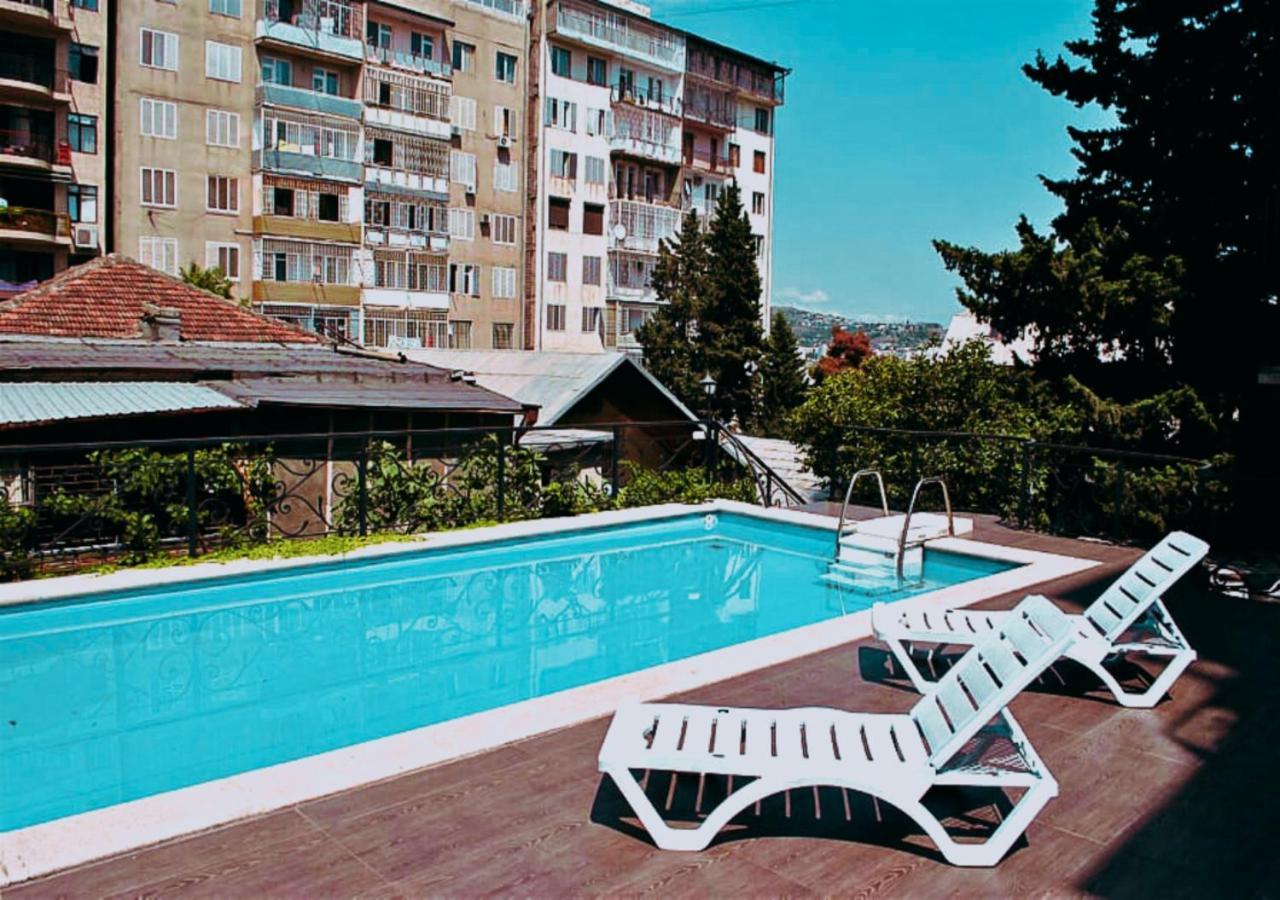 Hotel Sympatia Tbilisi Bagian luar foto