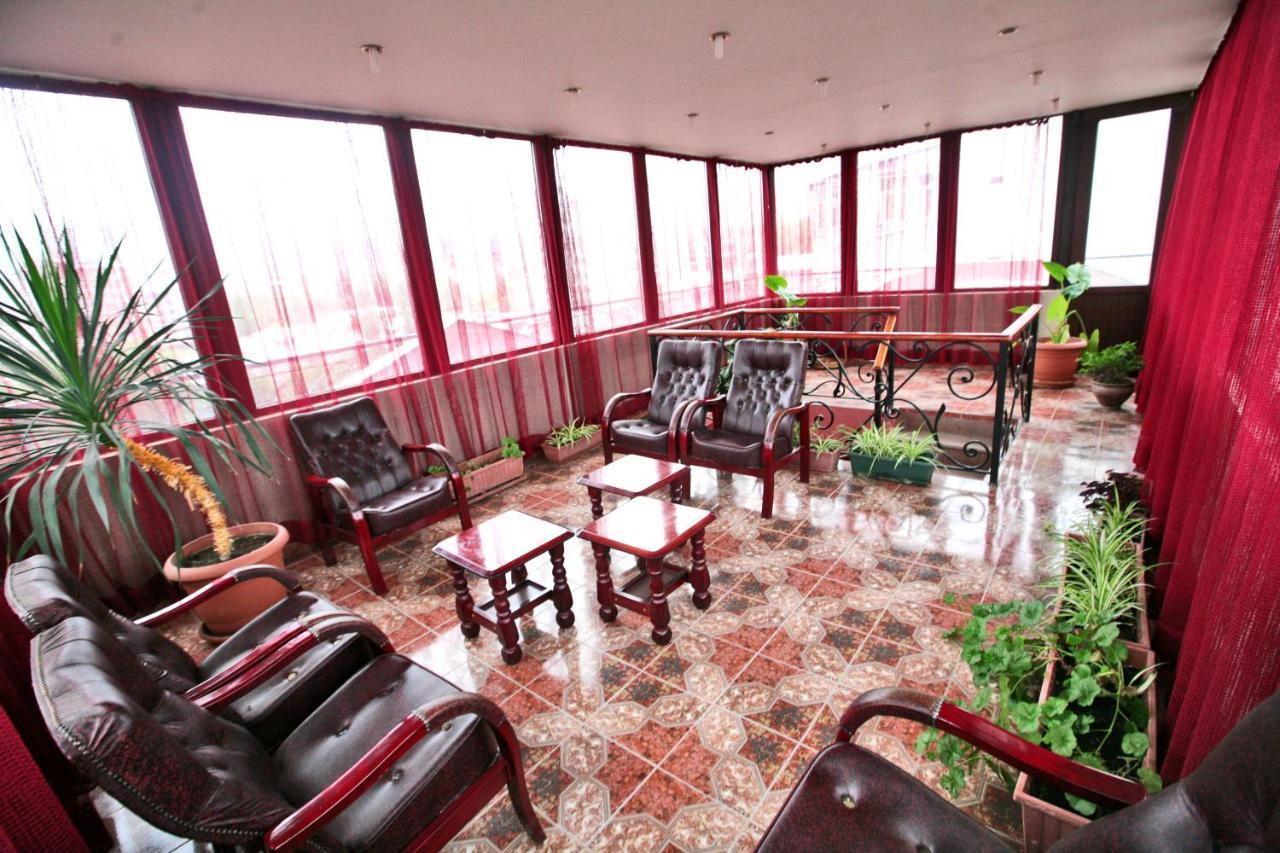 Hotel Sympatia Tbilisi Bagian luar foto